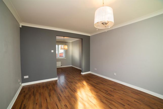 5, St. Andrews Drive, Carluke photo 3