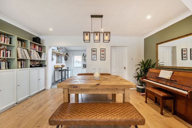 43 Hartland Drive, Ruislip photo 4