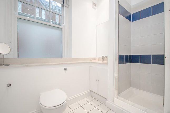 Studio to rent in Rochester Row, London
