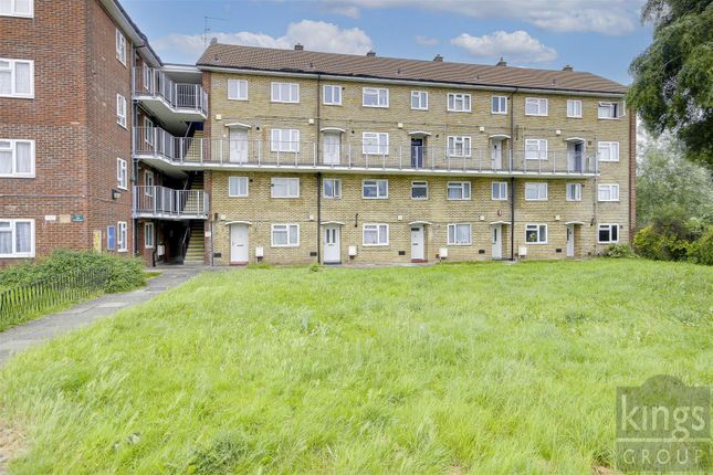 Thumbnail Maisonette for sale in Barrowfield Close, Edmonton