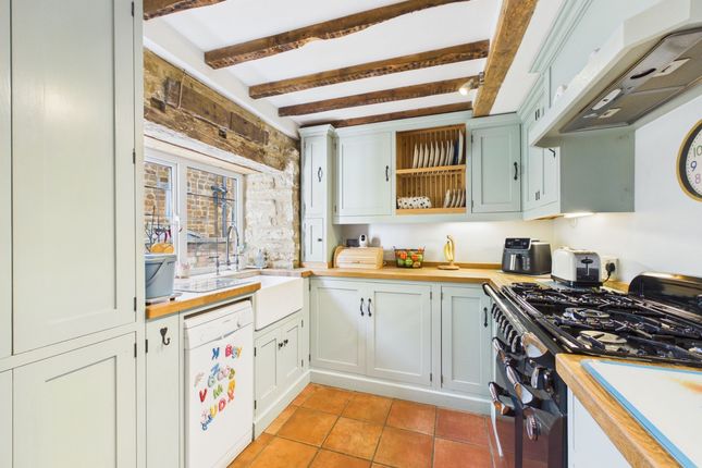 April Cottage, 5 Oxford Road, Banbury photo 4