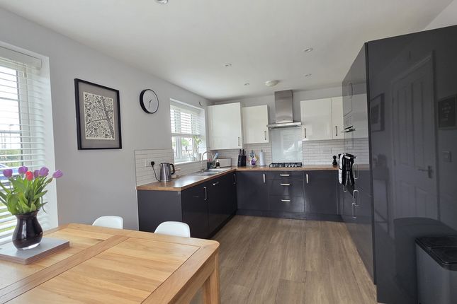 8, Nelsons Way, Stockton photo 3