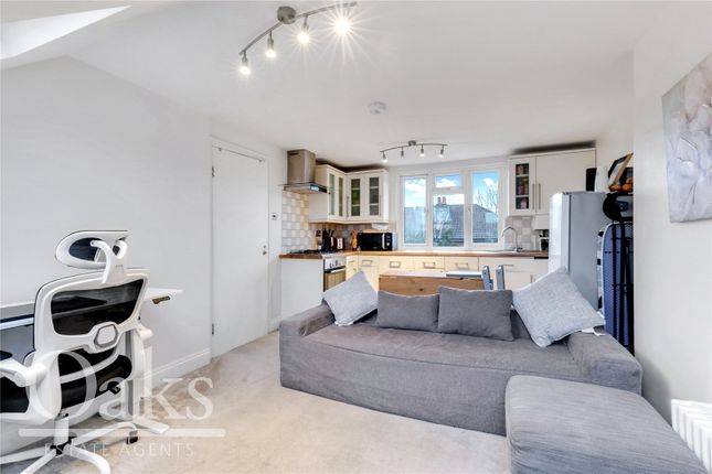 C, 20, Glencairn Road, London photo 4