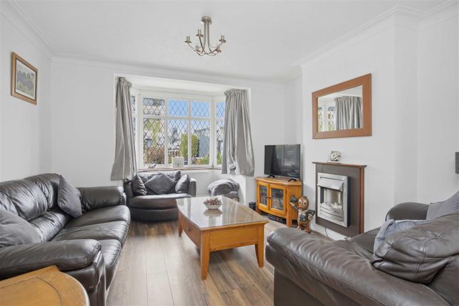 81, Pinner Road, Northwood photo 3