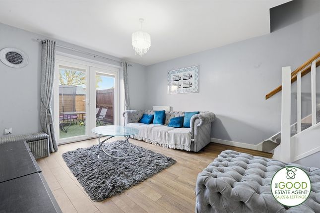 182, Ravenscar Crescent, Manchester photo 3