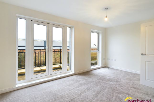 Town house for sale in Lock Keepers Way, Hanley