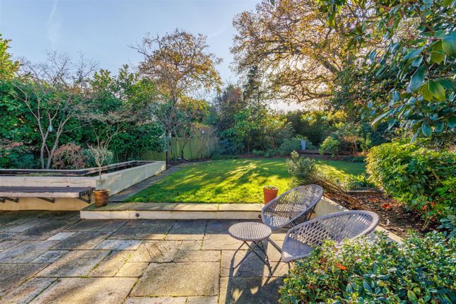 5, Lanchester Road, Highgate photo 4
