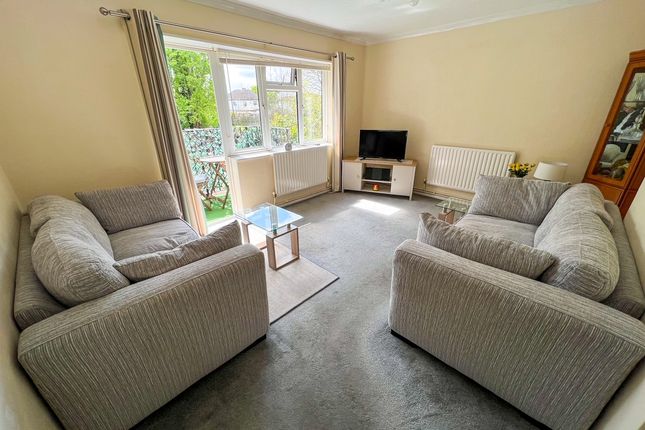 Flat for sale in Down Street, West Molesey