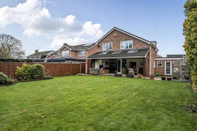 24, Picton Way, Reading photo 4