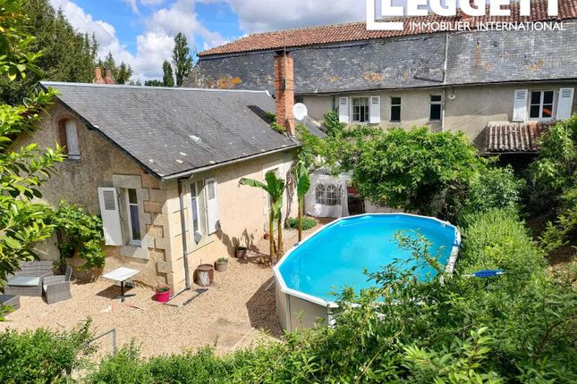 Villa for sale in Persac, Vienne, Nouvelle-Aquitaine
