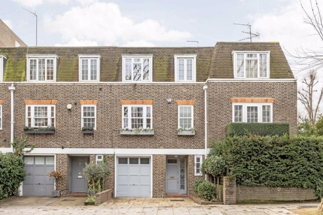 Thumbnail Town house to rent in Melbury Road, Holland Park, London