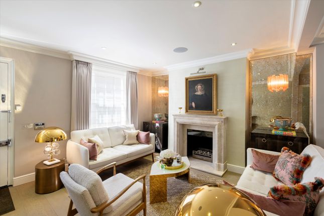 36, First Street, London photo 3