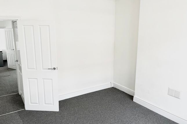 Terraced house to rent in Oldfield Street, Stoke-On-Trent