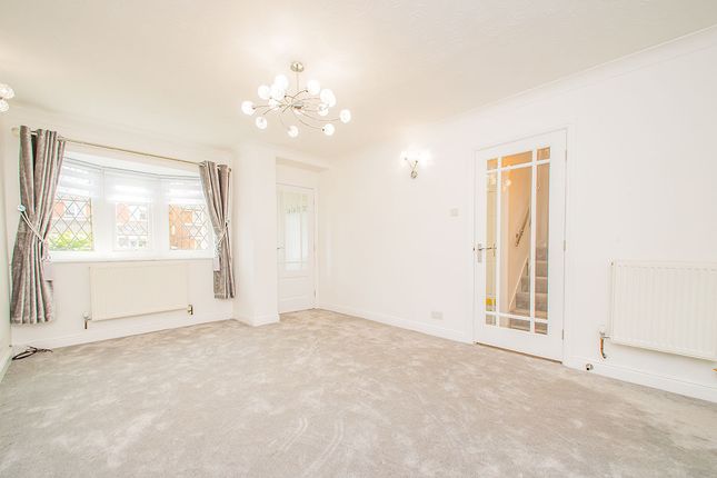 29, Highmeadow, Manchester photo 2