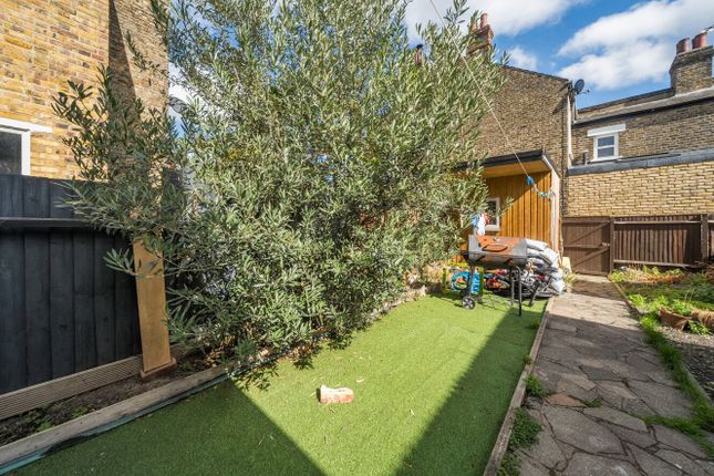 29, Barmeston Road, London photo 4