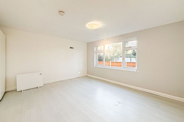 2 Poulevara House West Oakhill Park, Liverpool photo 3