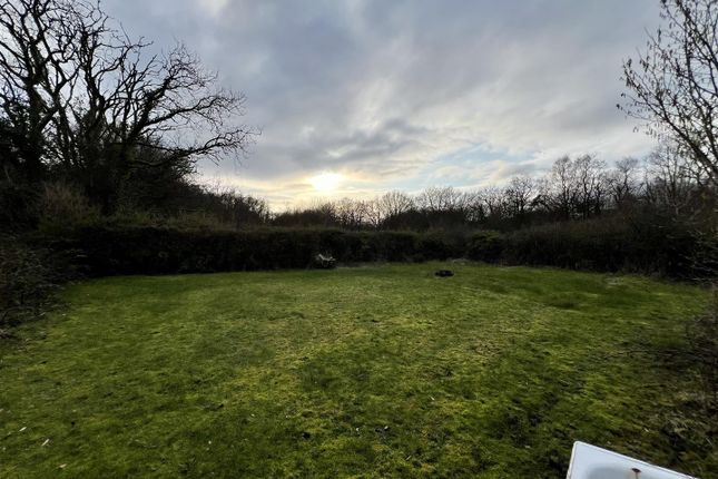 Woodland Cottage, Blacklion Road, Ammanford photo 4