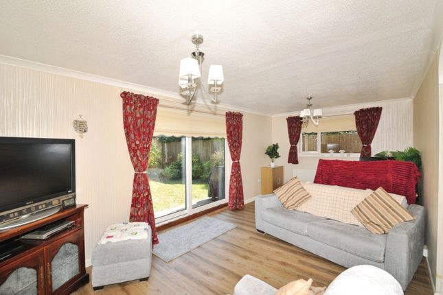 20, Silverhill Avenue, St. Leonards-on-sea photo 4