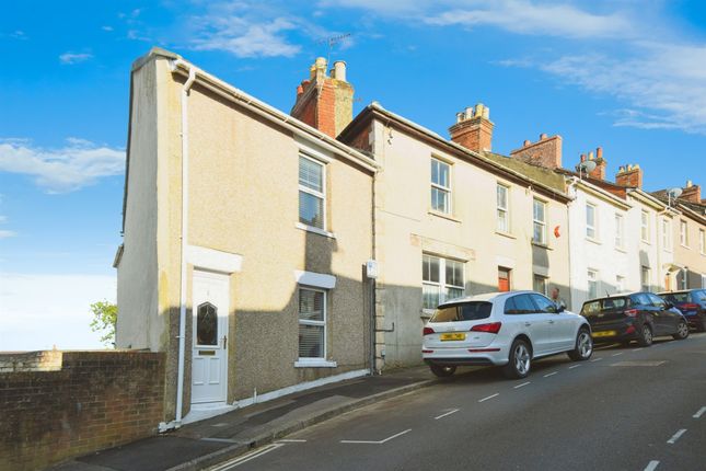 End terrace house for sale in Prospect Hill, Swindon