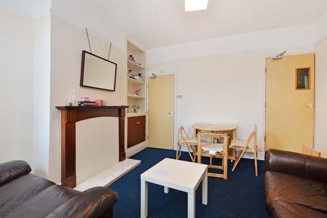 90A, Pickmere Road, Sheffield photo 4