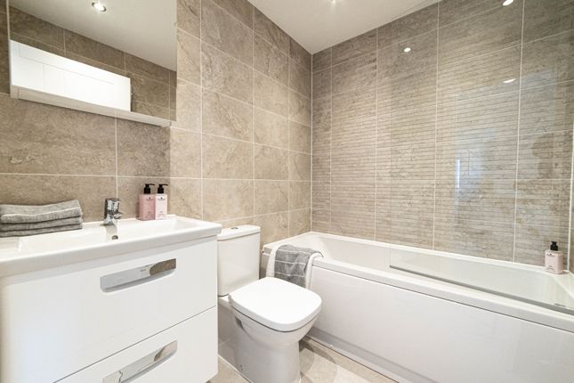 Plot 44, Leedon, Frome Valley Road, Crossways photo 4