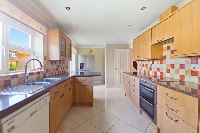 9, Wilkie Drive, Sleaford photo 2