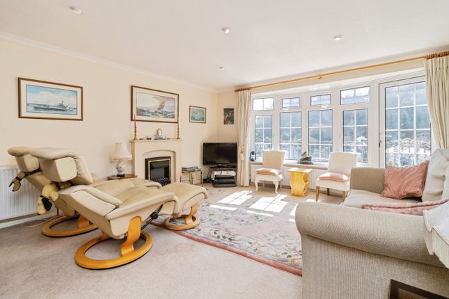 10, Town Close, Devon photo 3