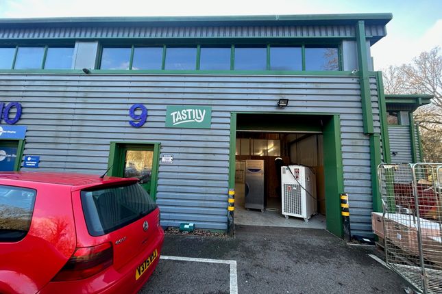 Light industrial to let in Petworth Road, Godaming