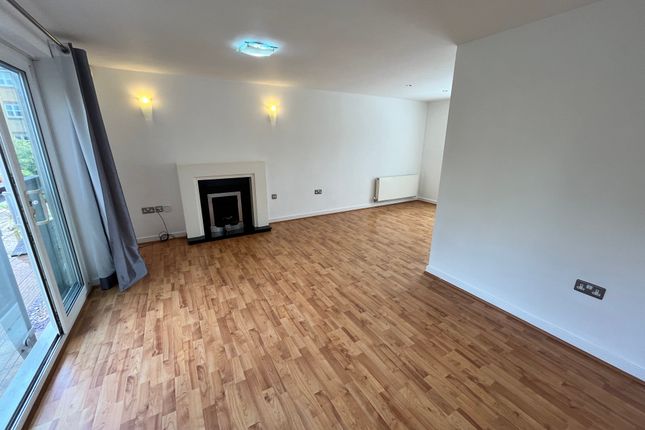 40, Caroline Way, Eastbourne photo 4