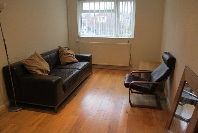 Flat to rent in Halina Court, Beeston