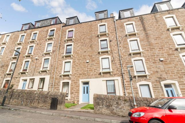 Flat to rent in Shepherds Loan, West End, Dundee