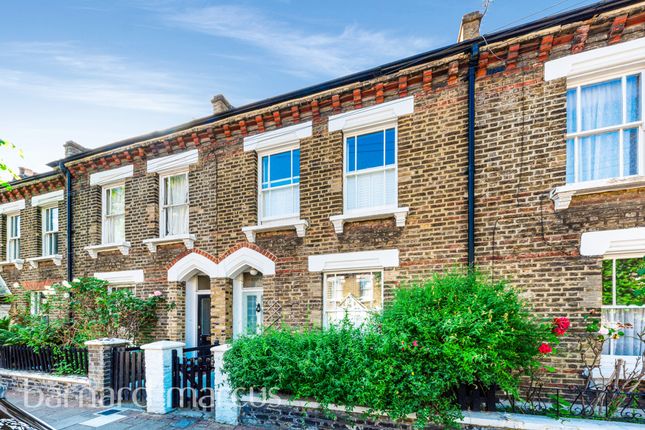 Property to rent in Eversleigh Road, London