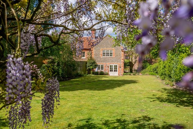 Rose Cottage, The Street, Fakenham photo 4