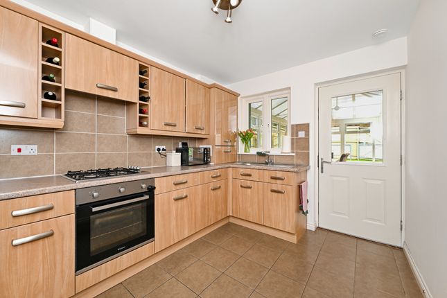 32, St Davids Gardens, DALKEITH photo 5