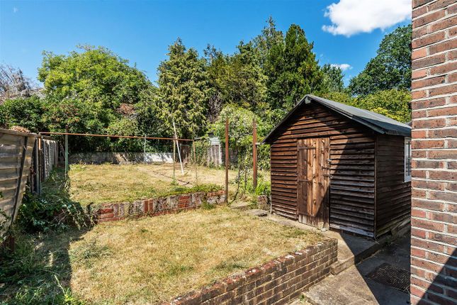 22, Simmil Road, Esher photo 2