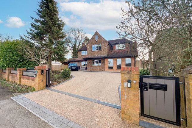 4-bed house on Autumn Lodge, Warrington, £950,000