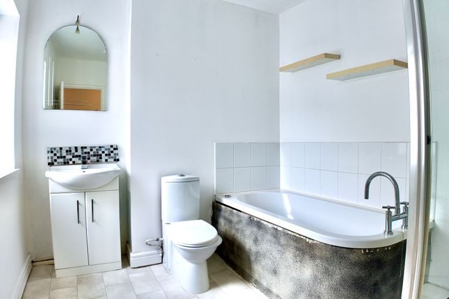 17 Marlborough Road, Abertillery photo 4