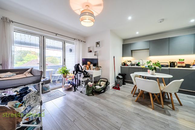 South Drive, Coulsdon photo 3