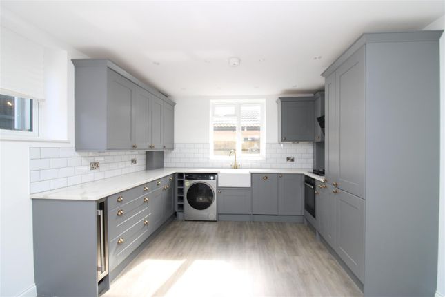 Property to rent in Coleman Avenue, Hove