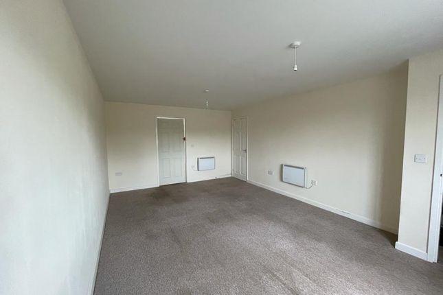 23, Vinnall Grove, Birmingham photo 2