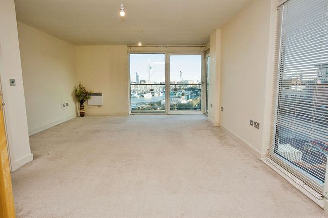 Flat 82, Harlequin Court, Rope Quays, Gosport photo 4