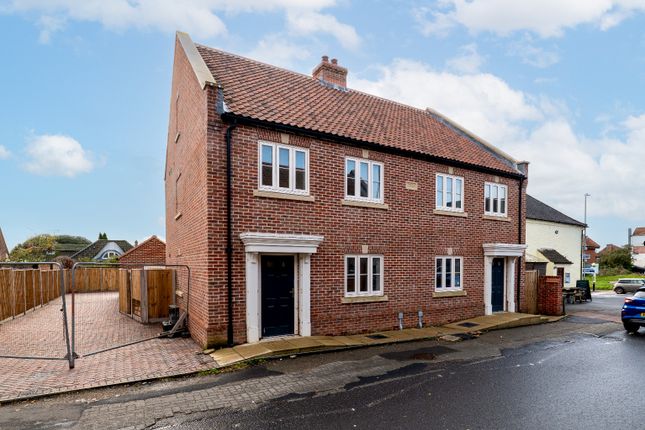 1, Rivetts Cottages, Fakenham photo 2