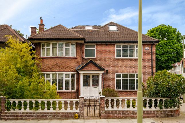 Thumbnail Detached house for sale in Regents Park Road, London