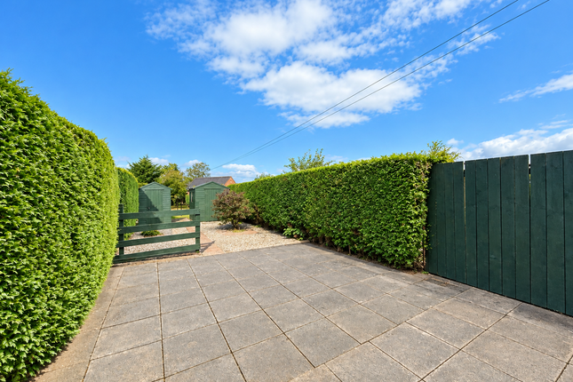 31, Larchfield Road, Dumfries photo 3