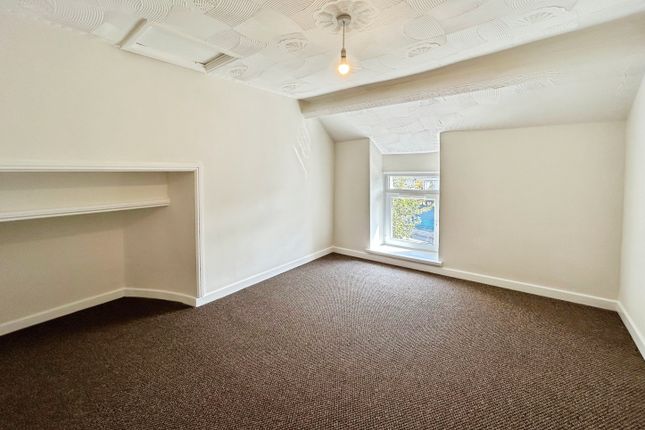 8, MERTHYR TYDFIL photo 4
