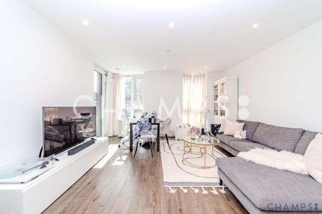 Flat to rent in Hartingtons Court, Coster Avenue, Woodberry Down