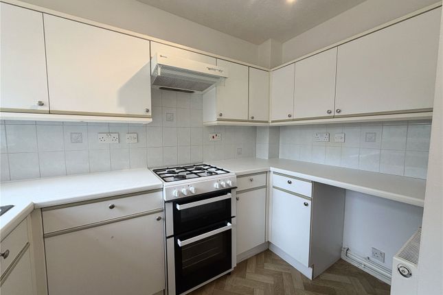 57, Pinewood Avenue, Peterborough photo 4