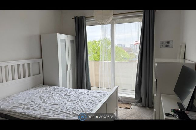 Melville Court Goldhawk Road, London photo 2