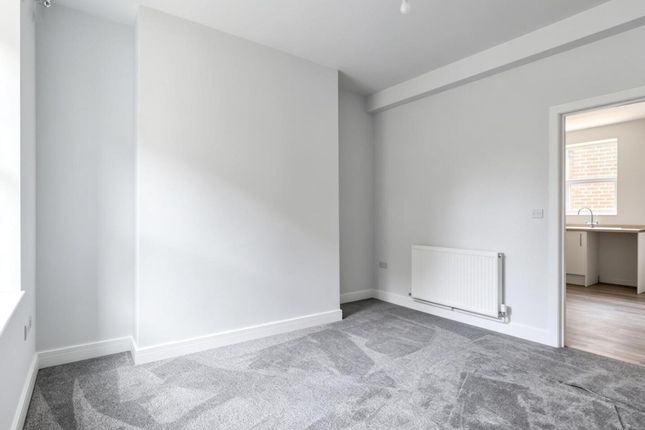 17a Castle Street, Barnsley photo 2