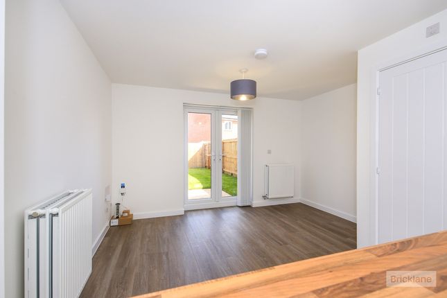 14, Chatteris photo 4